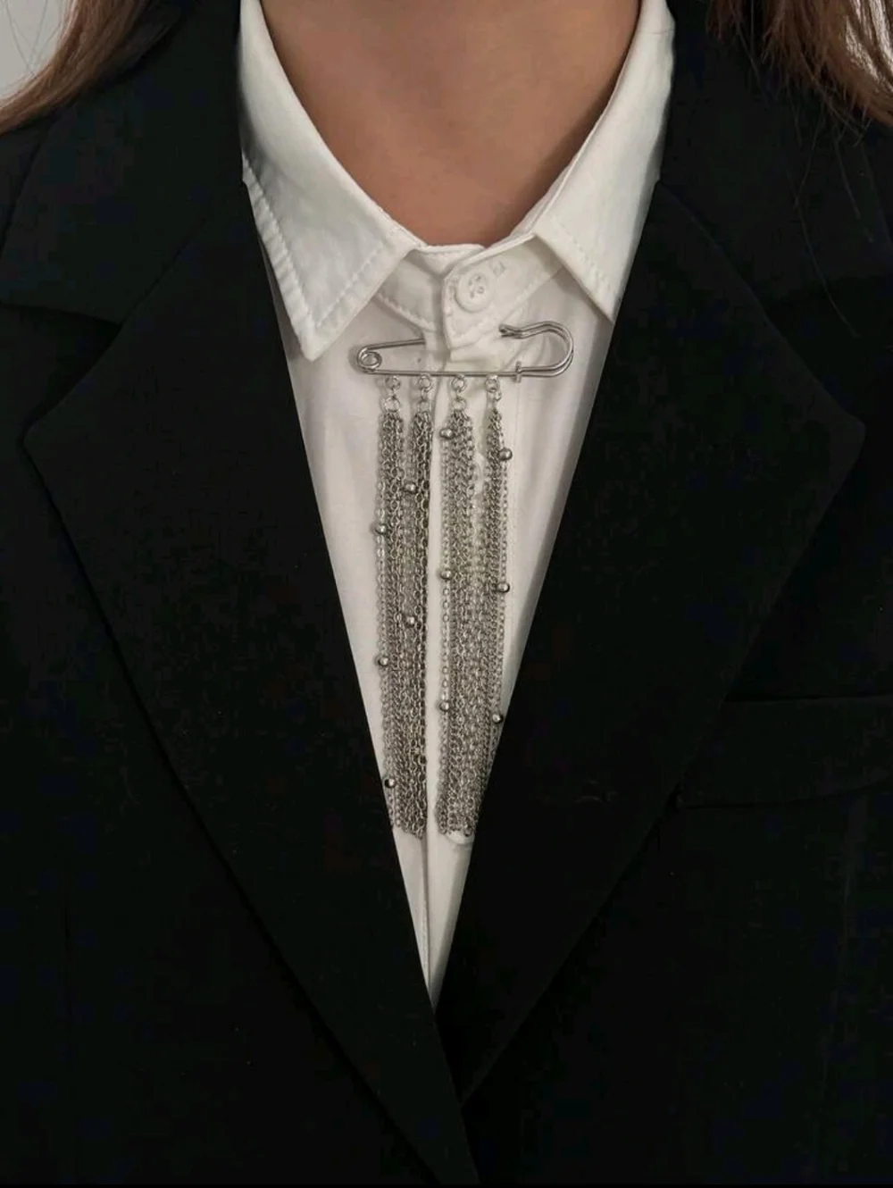 New Casual Chain Tassel Brooch Lapel Pin/clip In Silver‎